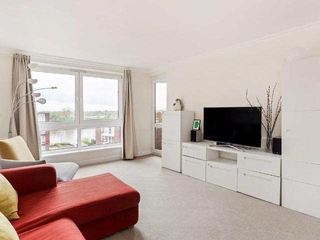 Holyport Road, London SW6, 2 bed flat to rent, £4,000 pcm | PrimeLocation