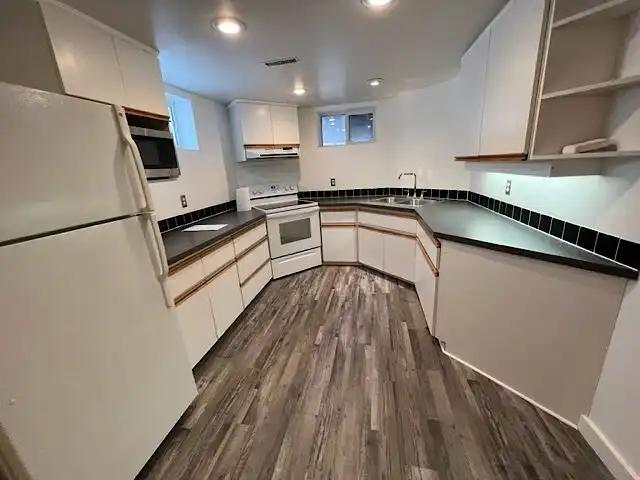 Holyrood Basement 1 Bed Suite