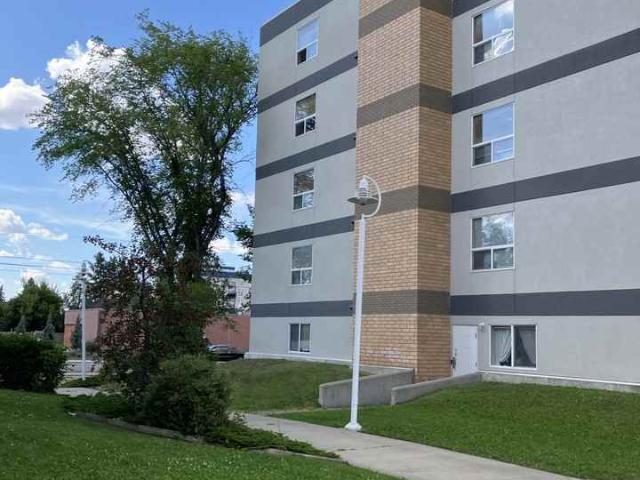 Holyrood Boulevard 2 Bedroom Apartment for Rent at 9383 85 St Nw, Edmonton, AB T6C 4S7 Holyrood