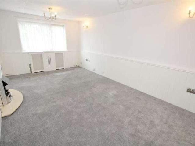 Holyrood Crescent, St.albans, AL1