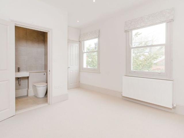 Holberton Gardens, Kensal Green, London NW10, 4 bed property to rent, £4,000 pcm | PrimeLocation