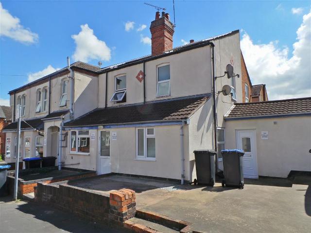 Holbrook Avenue, Rugby CV21, Studio to rent, £650 pcm | PrimeLocation