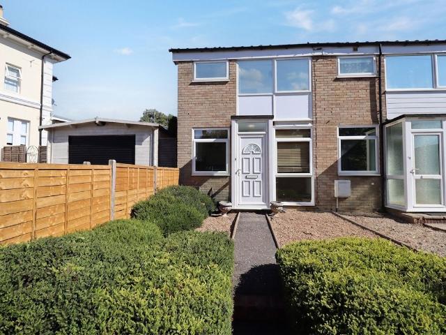 Holden Road, Tunbridge Wells TN4, 2 bed terraced house to rent, £1,600 pcm | PrimeLocation