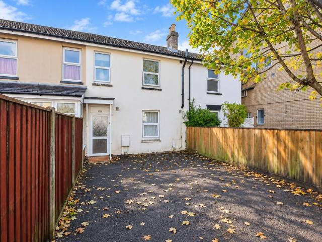 Holdenhurst Road, Bournemouth BH8, 5 bed terraced house to rent, £3,000 pcm | PrimeLocation
