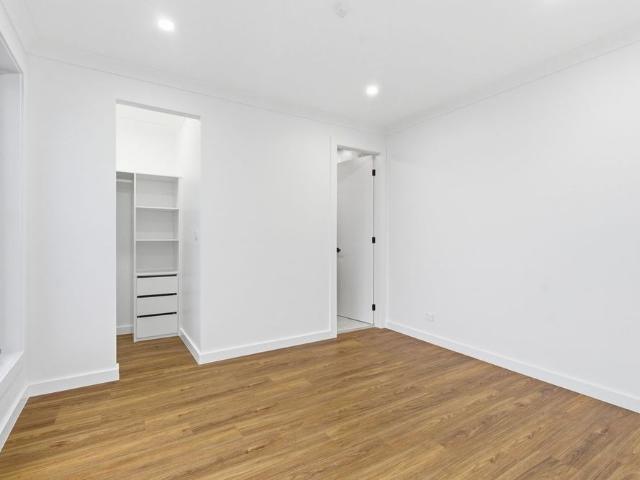 HOLDING DEPOSIT RECEIVED!