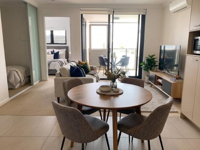 Holiday season, in your own place. 1 Bed + 1 Multi purpose room + 1 Bath + 1 Carpark
