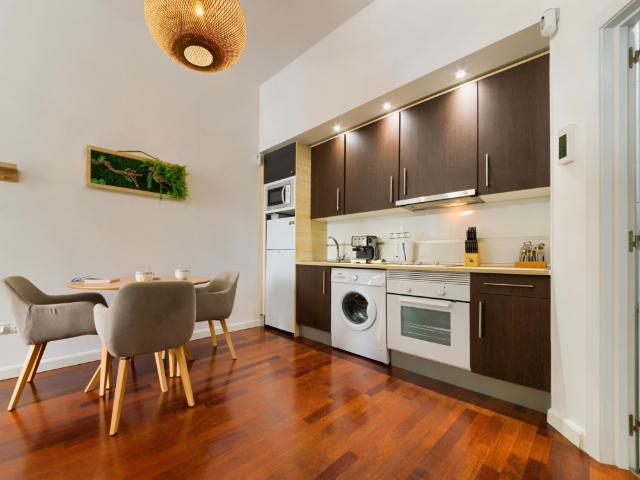 Holidays2Malaga Calderon Loft en centro Malaga & I