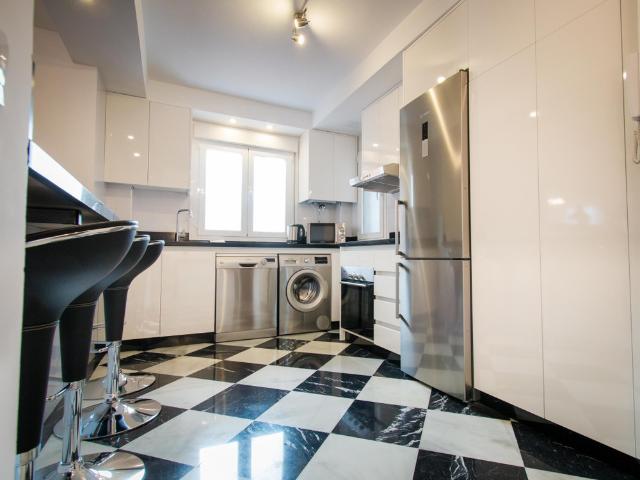 Holidays2Malaga Cuarteles Premium AACC Centralizad