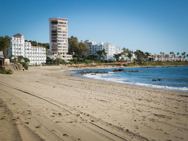 Holidays2Riviera Sea Side