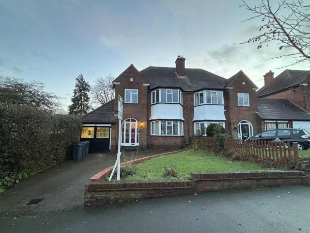Holifast Road, Sutton Coldfield B72 3 bed semi detached house to rent £1,595 pcm £368 pw