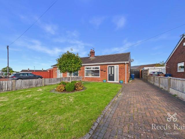 Holker Close, Preston PR5 2 bed bungalow to rent £950 pcm £219 pw