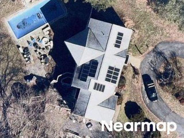 Holland Cliffs Rd