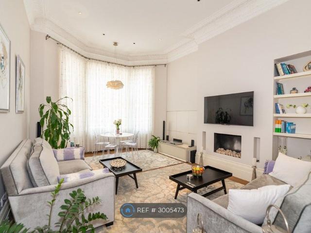 Holland Park Gardens, London W14, 2 bed flat to rent, £4,950 pcm | PrimeLocation