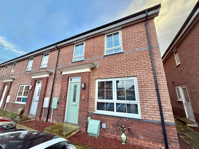 Holland Park, Kingston Upon Hull HU7, 2 bed terraced house to rent, £675 pcm | PrimeLocation
