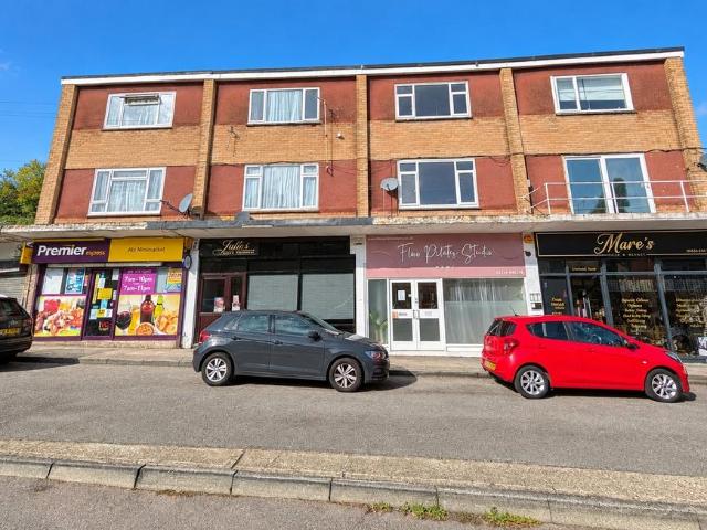 Holland Road, Chatham, ME5 2 bed apartment to rent £1,200 pcm £277 pw