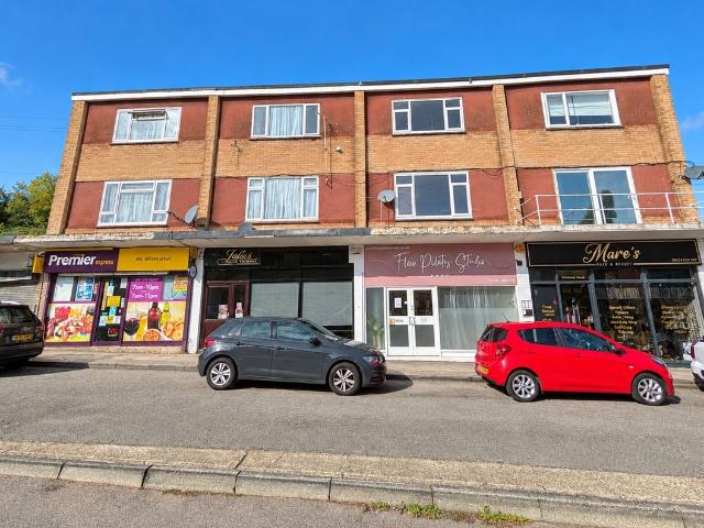 Holland Road, Chatham ME5, 2 bed flat to rent, £1,200 pcm | PrimeLocation