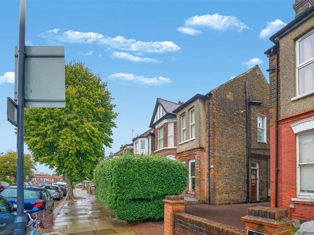 Holland Road, Kensal Green NW10, 1 bed maisonette to rent, £1,500 pcm | PrimeLocation