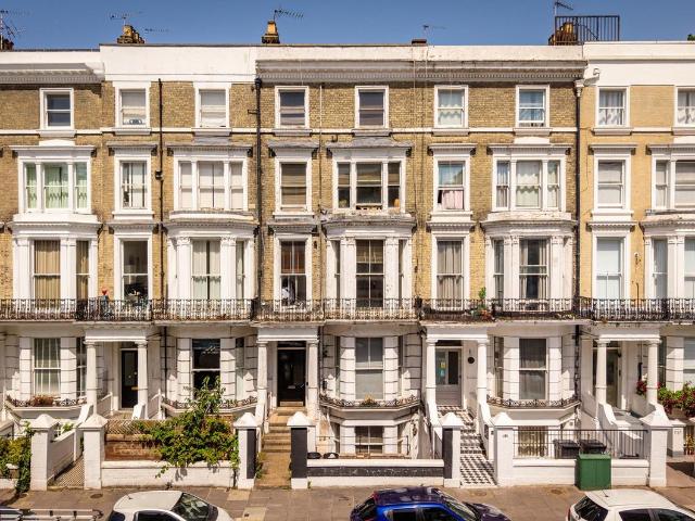 Holland Road, London W14, 1 bed flat to rent, £1,800 pcm | PrimeLocation