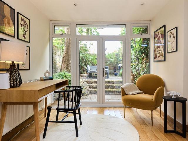 Holland Road, London W14, 1 bed flat to rent, £4,750 pcm | PrimeLocation