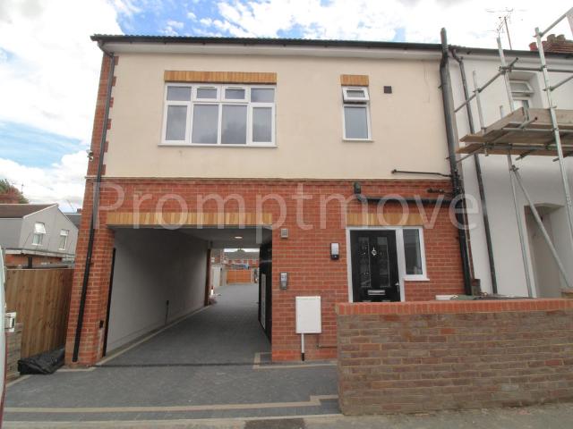 Holland Road, Luton LU3, 4 bed property to rent, £1,800 pcm | PrimeLocation