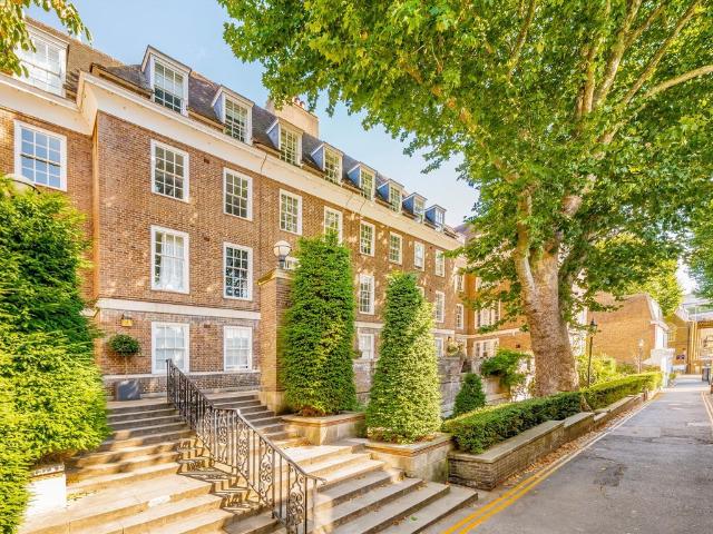 Holland Street, Kensington W8, 3 bed flat to rent, £6,479 pcm | PrimeLocation