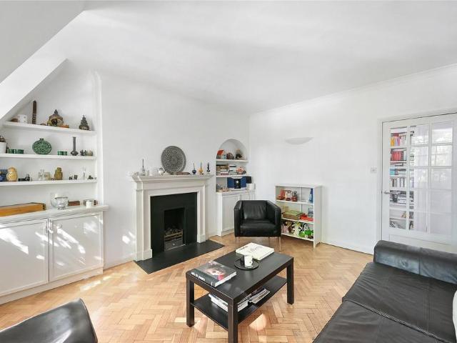 Holland Street, London, W8 3 bed flat to rent £6,478 pcm £1,495 pw