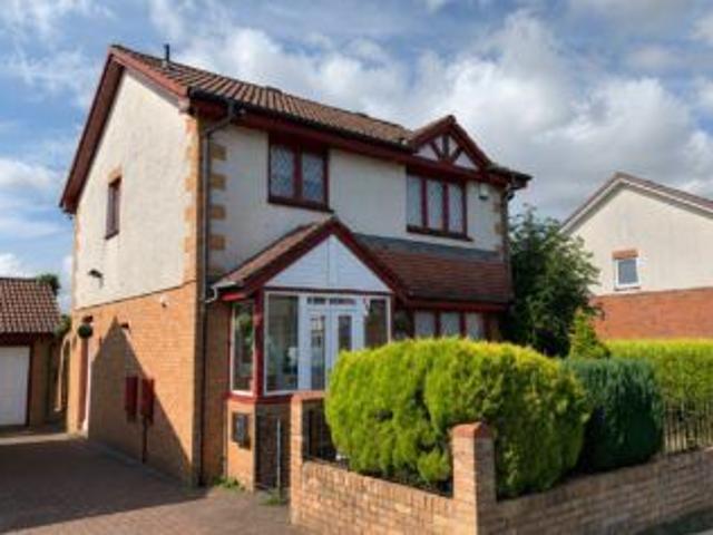 Hollandbush Grove, Hamilton, South Lanarkshire, ML3
