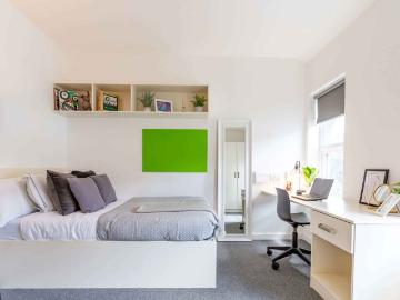 Hollingbury House, Brighton Has an Apartment