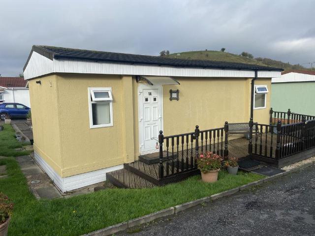Hollingworth Lake Caravan Park. 1 bed property to rent £575 pcm £133 pw
