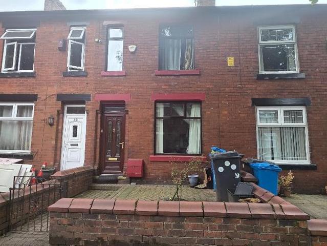 Hollinhall Street, Oldham 2 bed terraced house to rent £945 pcm £218 pw