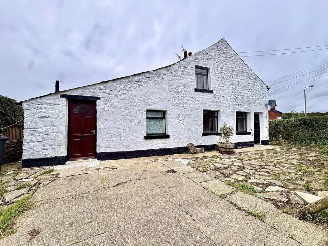Hollins Lane, Forton PR3 2 bed terraced house to rent £975 pcm £225 pw