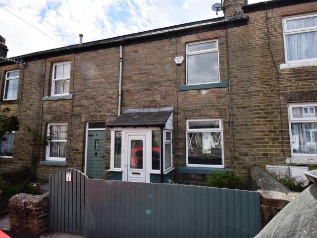 Hollins Street, Buxton 2 bed terraced house to rent £865 pcm £200 pw