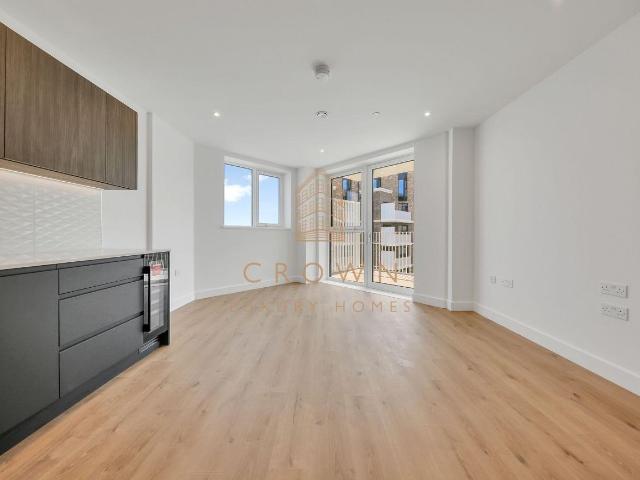 Hollidge House, Plumstead SE28, 1 bed flat to rent, £1,700 pcm | PrimeLocation