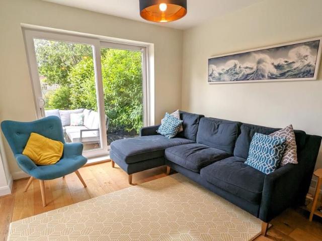 Hollies Avenue, West Byfleet, Surrey, KT14