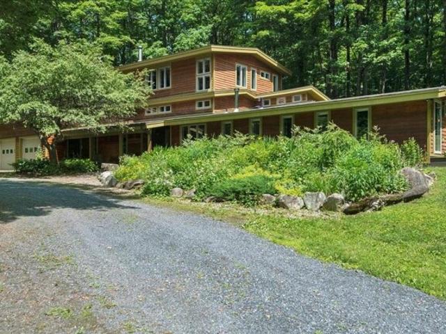 Hollister Hill Rd, Marshfield, Home For Sale