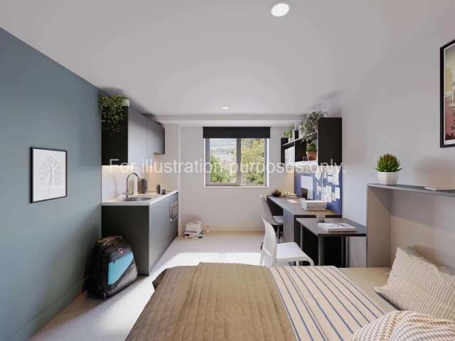 Hollis Wharf, Bath Has an Apartment