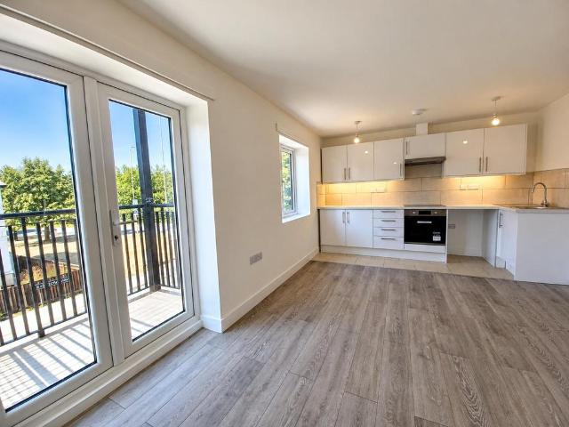 Hollow Way, Oxford OX4 1 bed apartment to rent £1,750 pcm £404 pw