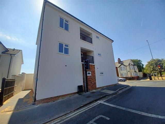 Hollow Way, Cowley, Oxford, Oxfordshire OX4, 1 bed flat to rent, £1,750 pcm | PrimeLocation