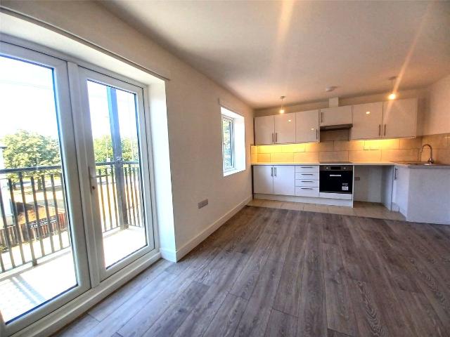 Hollow Way, Cowley, Oxford, Oxfordshire OX4, 1 bed flat to rent, £1,750 pcm | PrimeLocation
