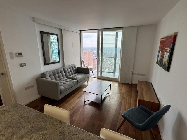 Holloway Circus Queensway, Birmingham B1 2 bed apartment to rent £1,200 pcm £277 pw