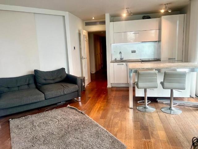 Holloway Circus Queensway. 2 bed apartment to rent £1,150 pcm £265 pw