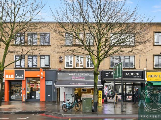 Holloway Rd, London N7, 3 bed flat to rent, £2,700 pcm | PrimeLocation