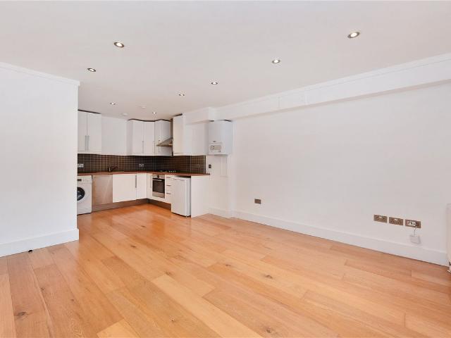 Holloway Road, Holloway, London N7, 1 bed flat to rent, £2,275 pcm | PrimeLocation