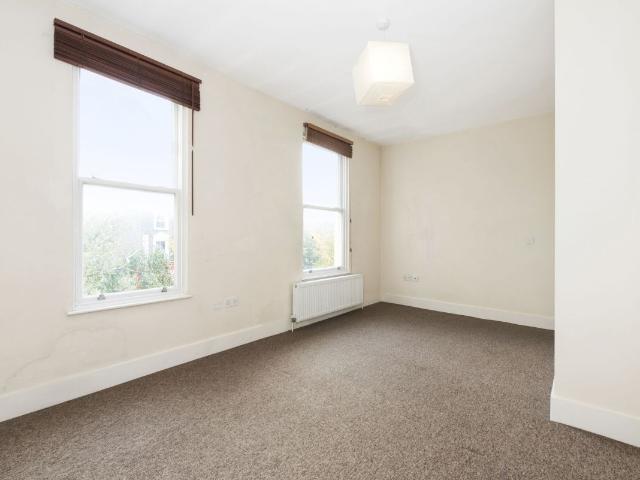 Holloway Road, London N19, 2 bed flat to rent, £2,495 pcm | PrimeLocation