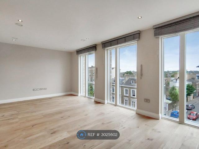 Holloway Road, London N19, 2 bed flat to rent, £2,800 pcm | PrimeLocation