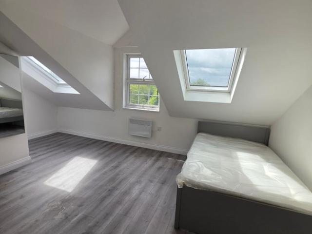 Holloway Road, London N19, Studio to rent, £1,200 pcm | PrimeLocation