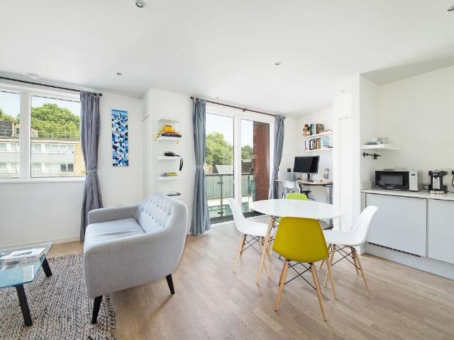Holloway Road, London N7, 1 bed flat to rent, £2,300 pcm | PrimeLocation