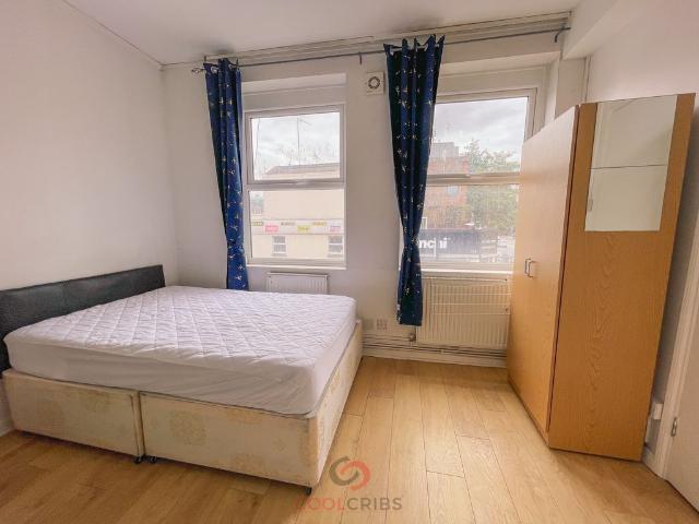 Holloway Road, London N7, Studio to rent, £1,127 pcm | PrimeLocation