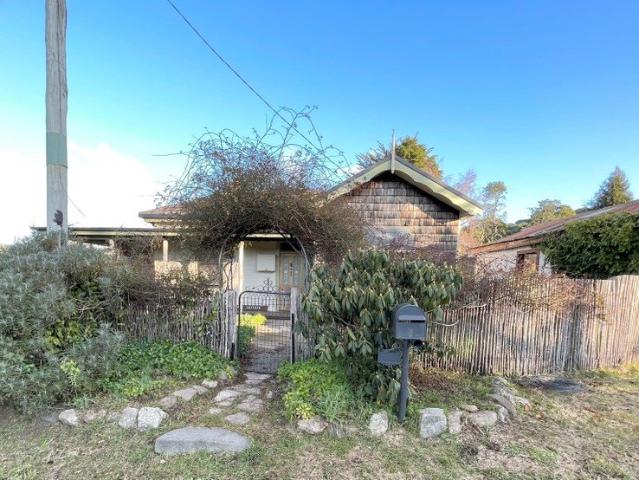 Holly Tree Cottage Charming Furnished 3 Bedroom Home in the Heart of Welborough