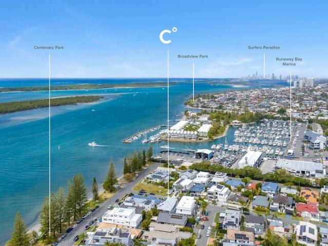 Holly View | Timeless Coastal Luxury with Broadwater Views